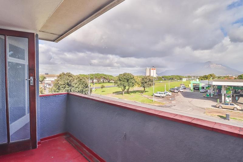 To Let 1 Bedroom Property for Rent in Thornton Western Cape